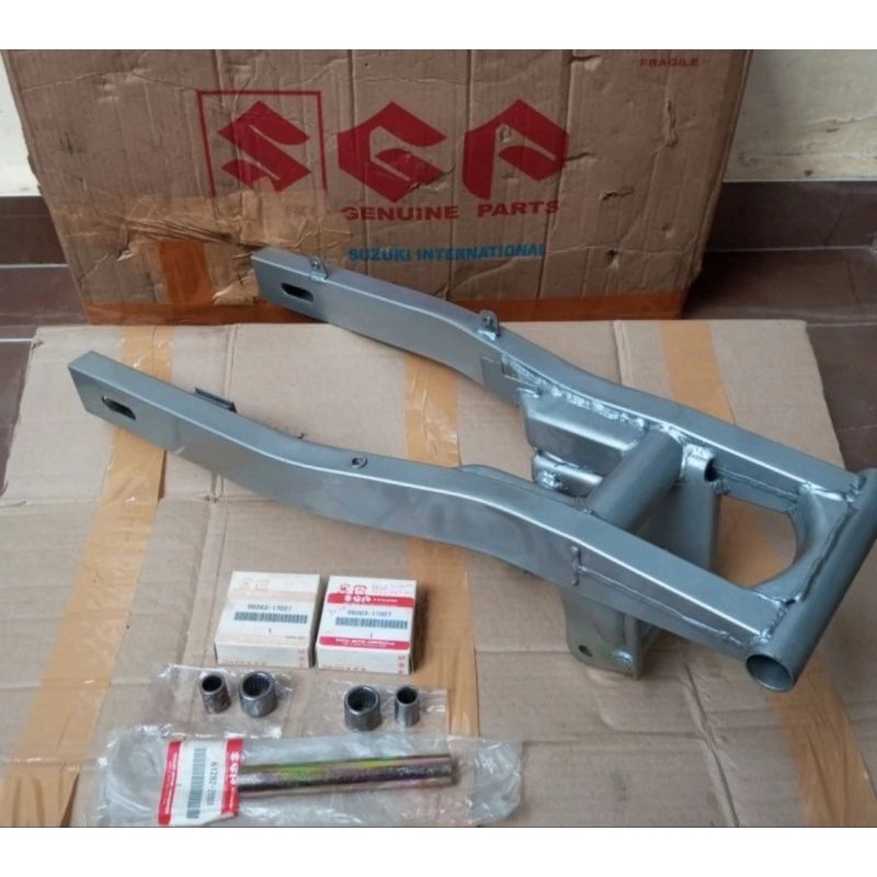 Swing arm satria 2 tak komplit ori sgp