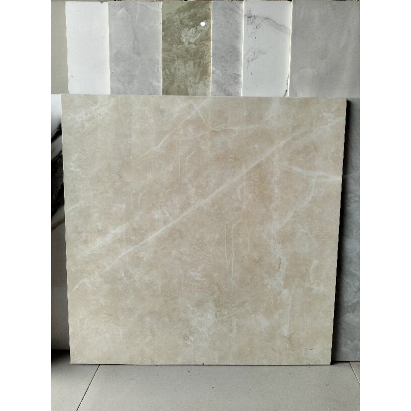 granit 60x60 motif cream