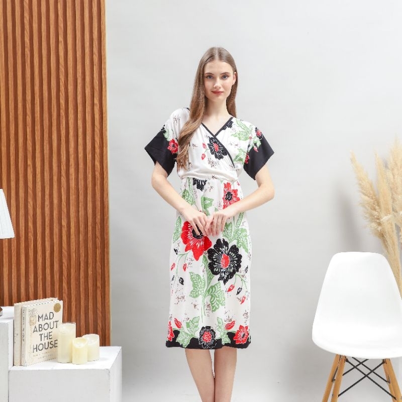 DASTER ANGGREK BUNGA HITAM