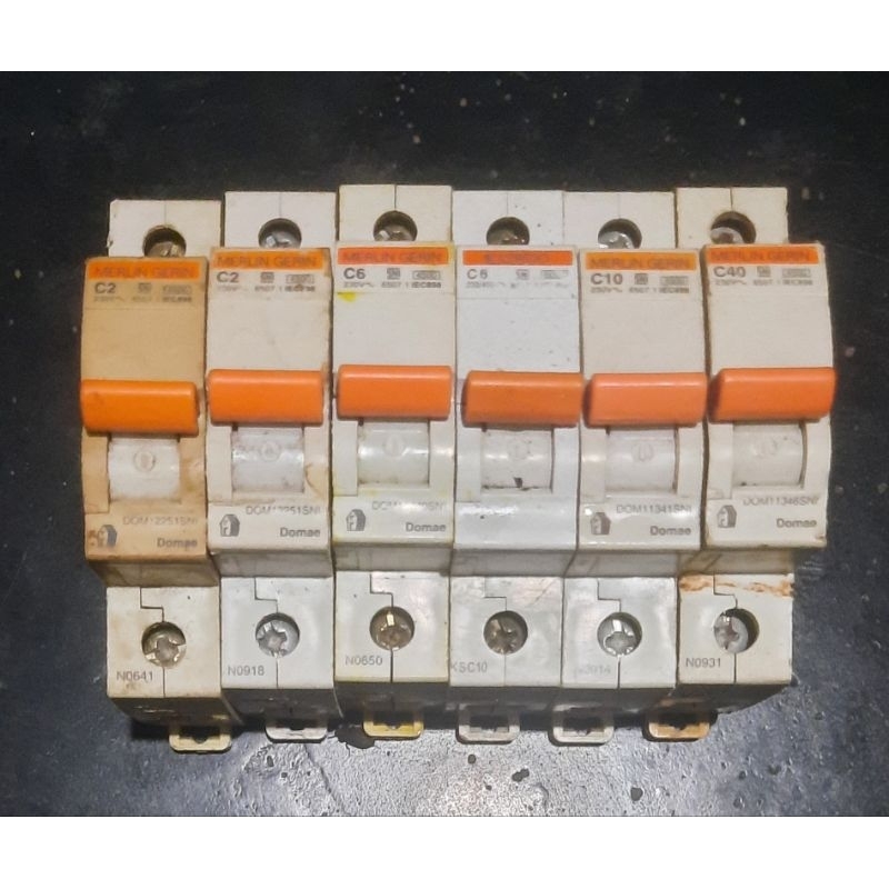 MCB PLN Merlin Gerin Domae second normal