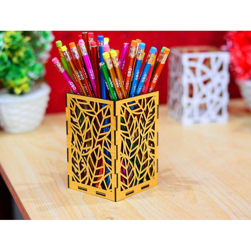 

tempat pensil model batik modern