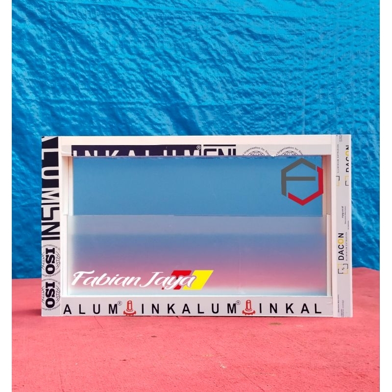 Boven kaca zig-zag kamar mandi penerang dan pentilasi udara 35X60