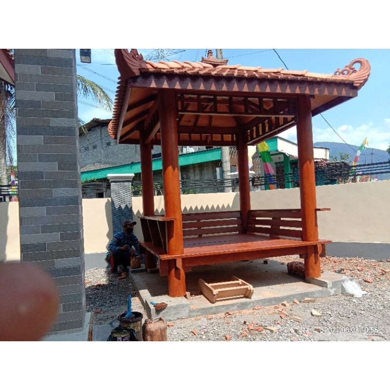 Gazebo Kayu Kelapa