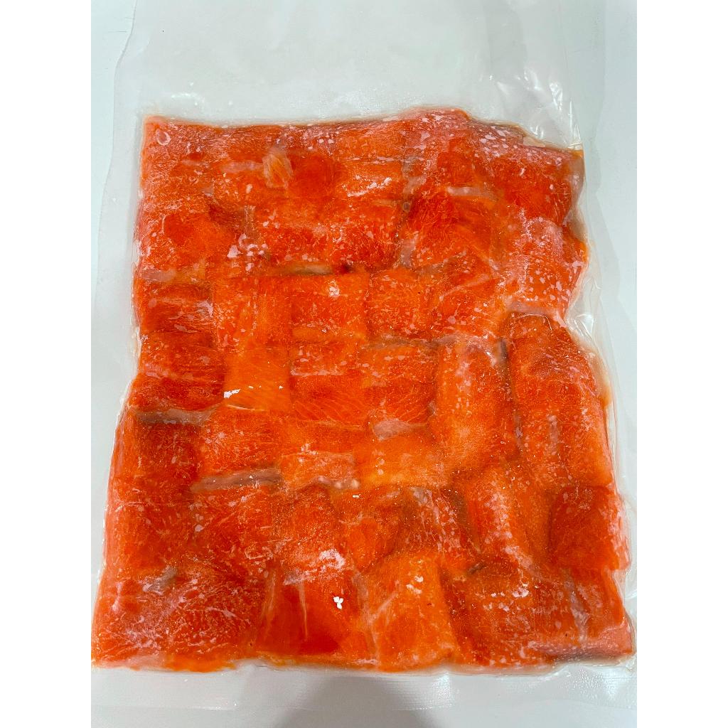 

RB Salmon Cube 500 Gram (Tanpa Kulit)