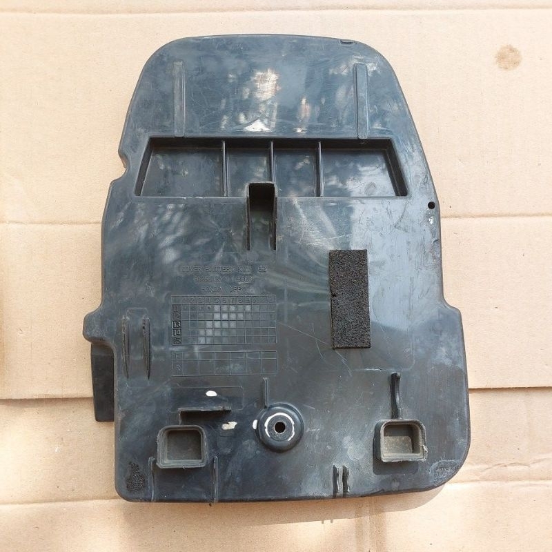 cover tutup aki HONDA BEAT KARBU Original KVY