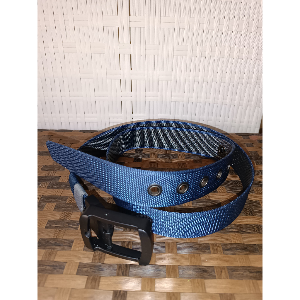 Ikat Pinggang Jarum Putar Adriell Cirillo