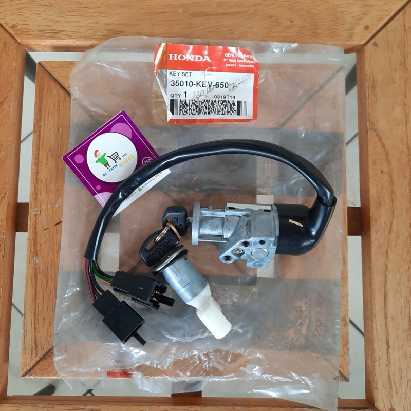 Keyset Kunci Kontak Set Jok Supra X 100 Lama Original AHM
