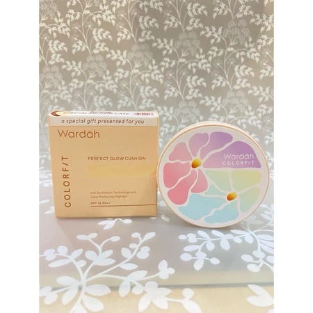 WARDAH FREE GIFT SPECIAL EDITION CASE CUSHION [Random]