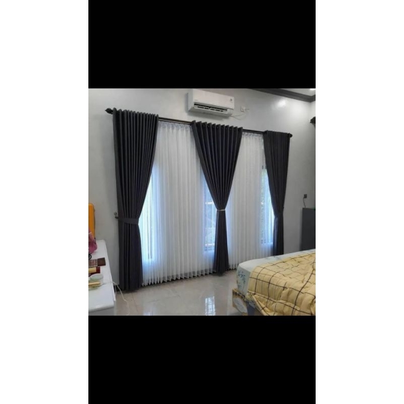 tirai gorden pintu rumah minimalis