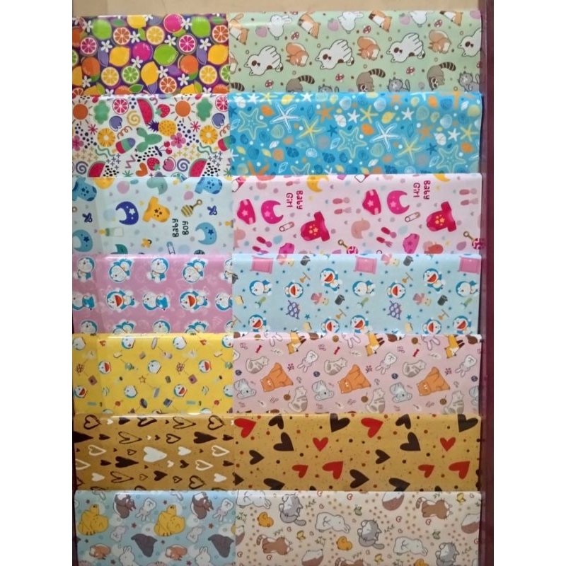 

Kertas Kado Kiky Motif (per 1 lembar)