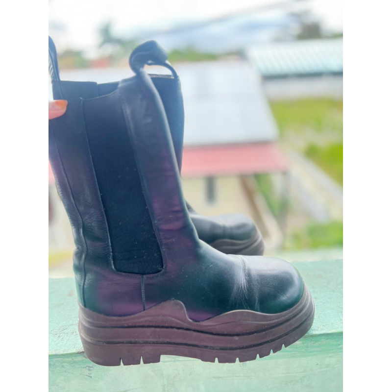 Sepatu Boots bottega veneta