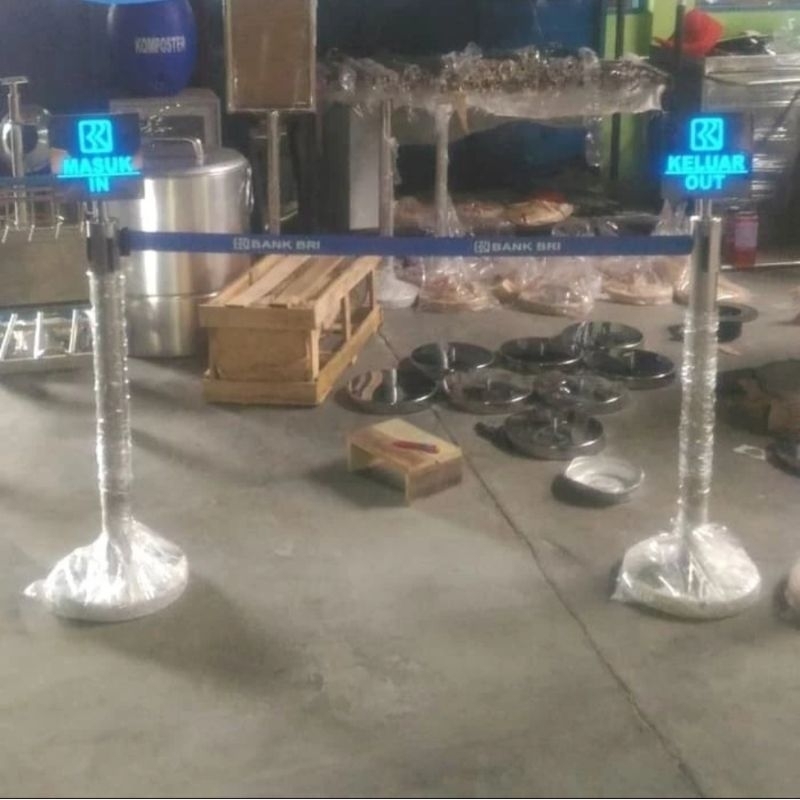 

antrian bank / antrian kasir standing display portable