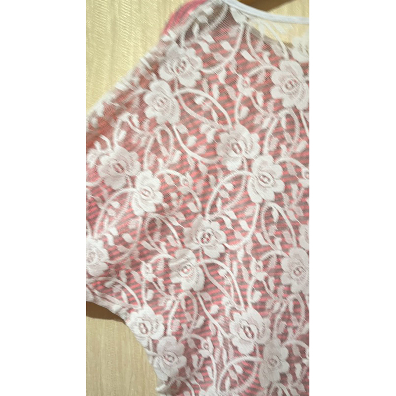 Preloved Kaos brukat Lengan batwing Pink