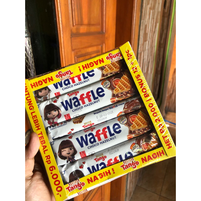 

tango Waffle Choco Hazelnut isi 13pcs