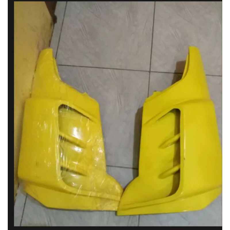 Pipi Truck Canter Lobang Tiga Kuning Polos