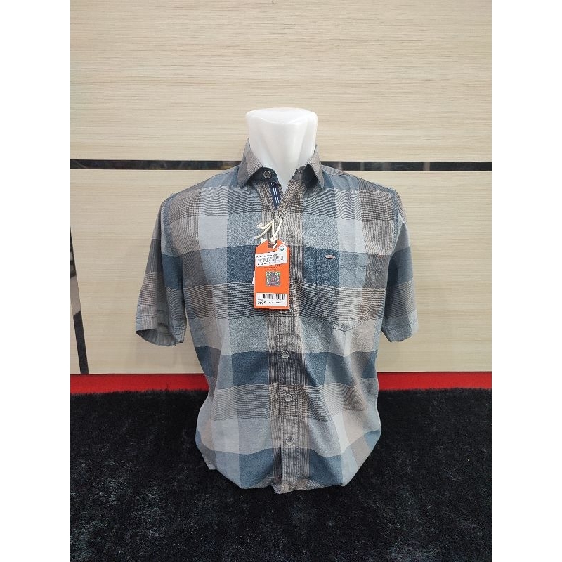 BAJU KEMEJA PENDEK CARDINAL PRIA