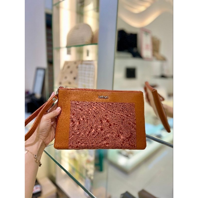 Bellagio art 238 clutch