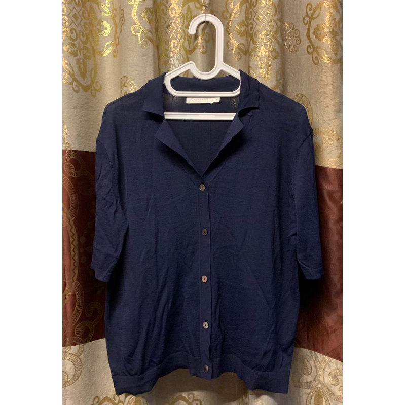 branded Giordano - kemeja outer navy gemas fulltag lengkap dengan kancing cadangan