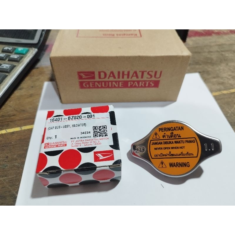 Tutup radiator Avanza Xenia ORIGINAL