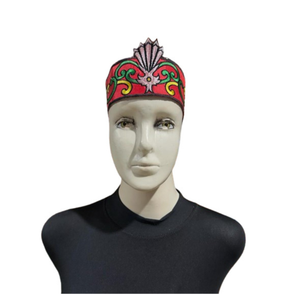 TOPI DAYAK AKSESORIS TARI MOTIF BULU TINGGANG
