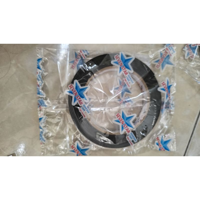 

Isolasi Double Tape Foam Hitam/ Lakban dua sisi bahan gabus