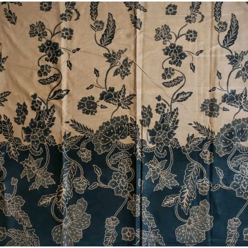 Kain Batik Pekalongan Motif Bunga Bulu