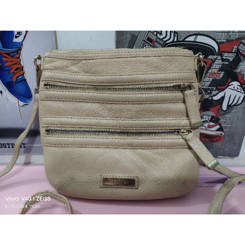 Tas Sling Selempang Kulit Asli Calvin Klein ORI Preloved