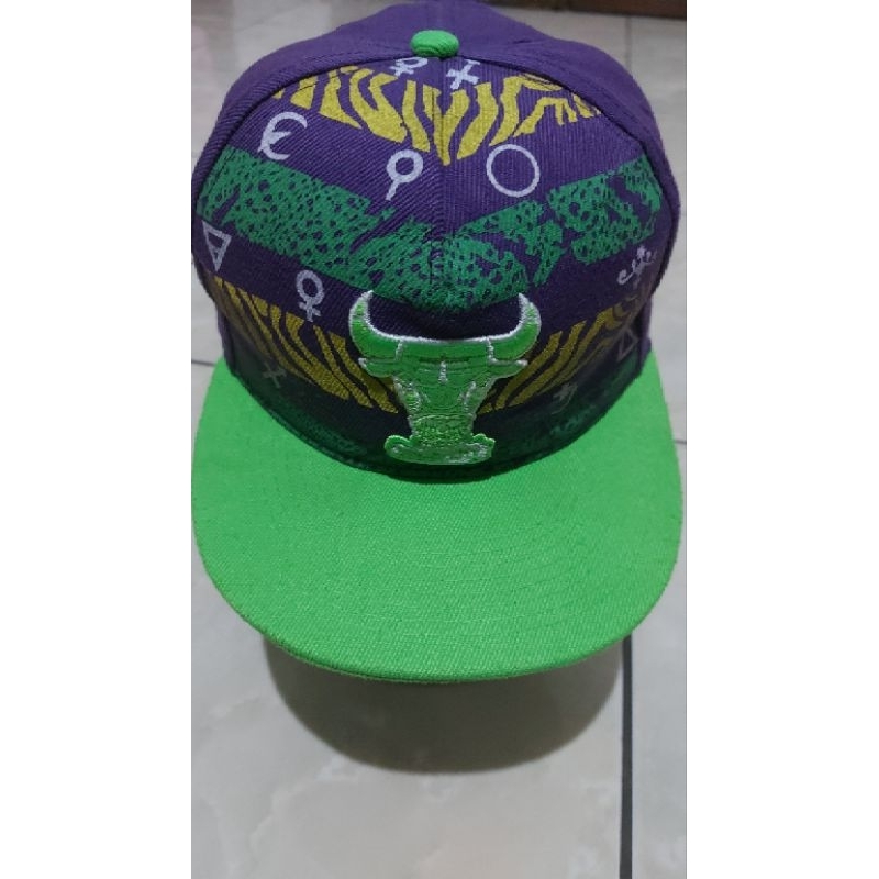 topi banteng stelan new era