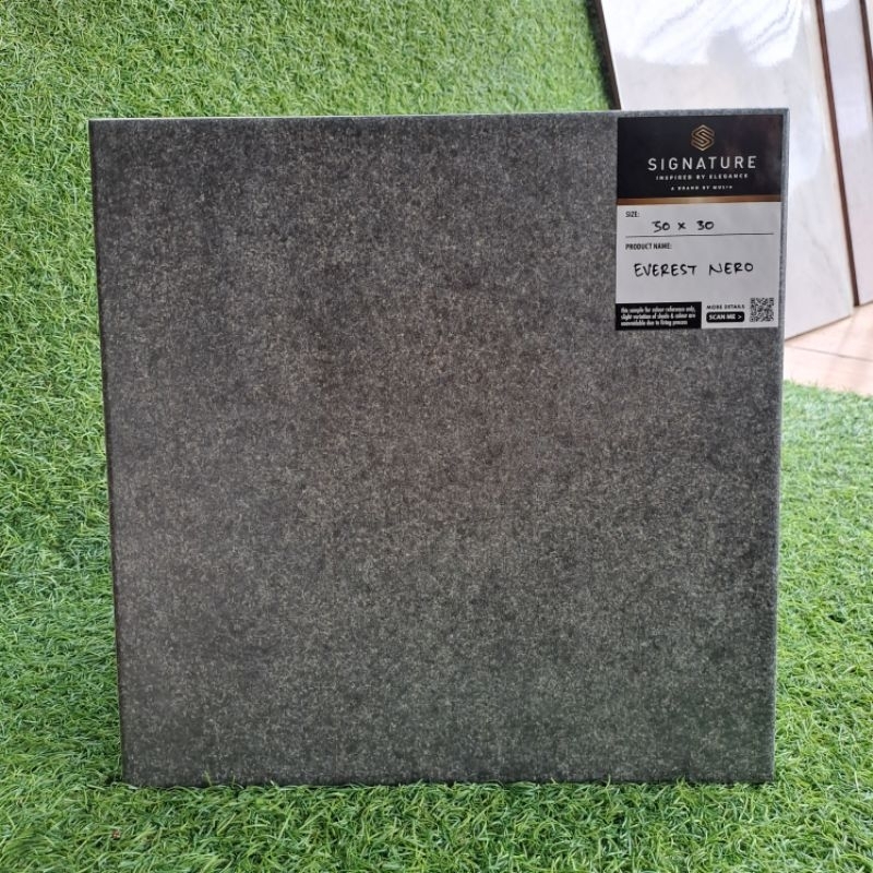 Keramik Lantai Rustic Kasar Mulia Signature 30x30 EVEREST NERO