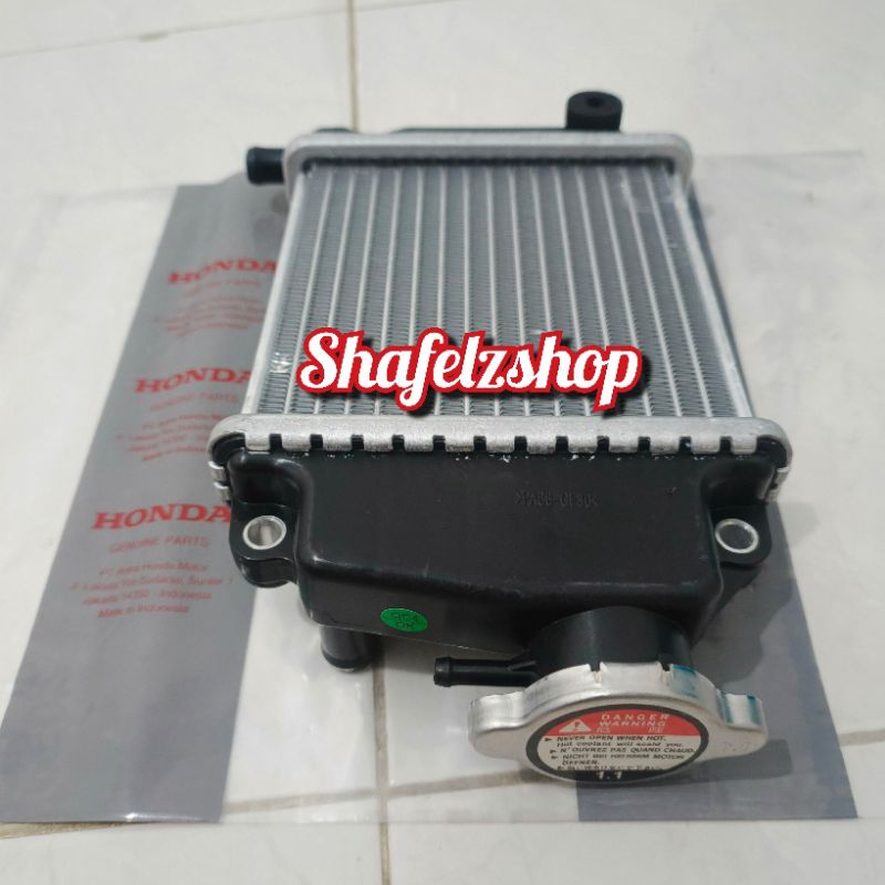 Radiator Assy Vario 110 Karbu Lama Radiator Honda Vario 110 KVB Vario Karbu Lama Vario 110 Techno Ka