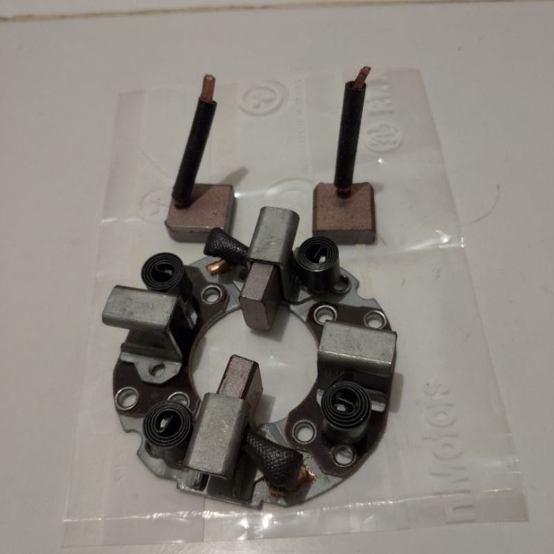 HOLDER CARBON BRUSH ALTERNATOR MITSUBISHI PS100 PS120 L300 PS 100 PS 125