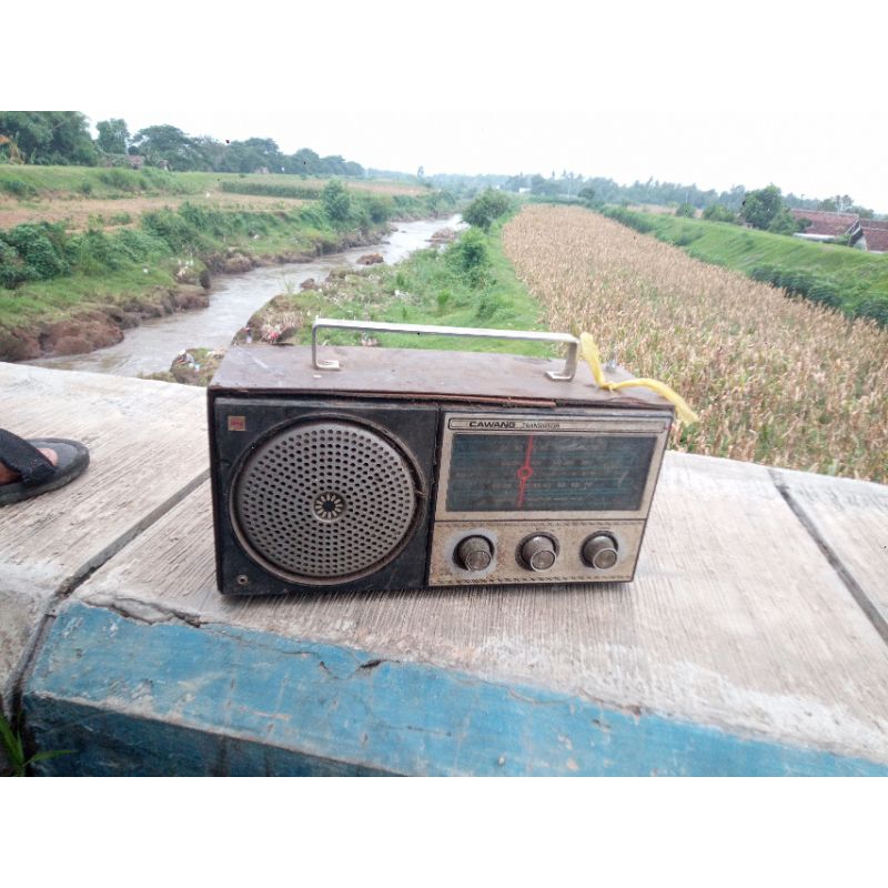 radio transistor Cawang jadul display only. berat saya buat 3kg karena memang kena berat volume untu