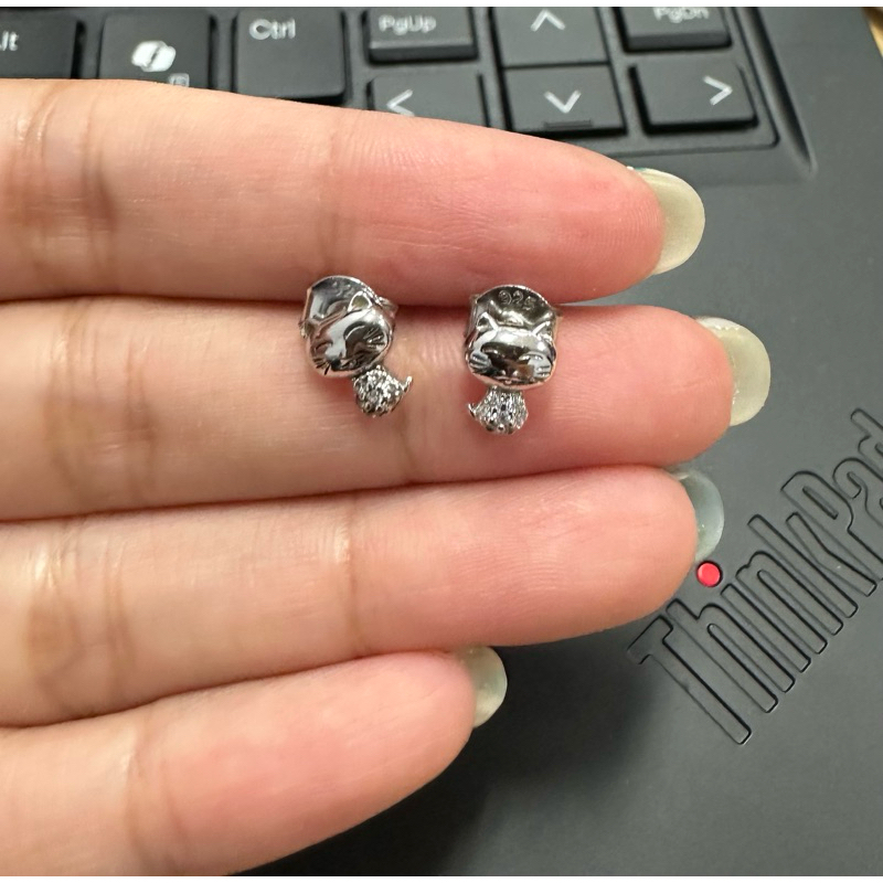 anting kucing dparis