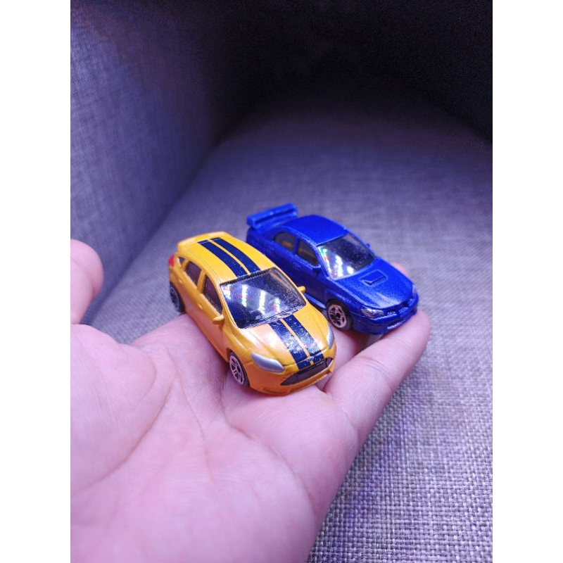 Diecast Realtoy Action City set 2 Pcs Ford Focus & Subaru WRX Loose