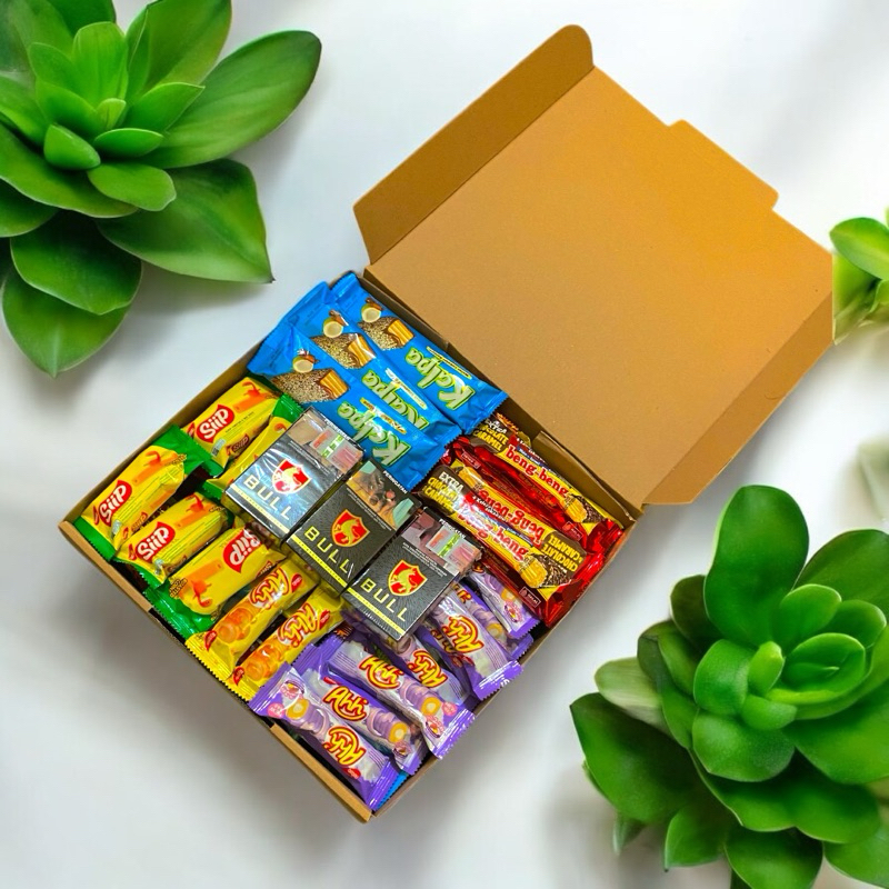 

SNACK BOX 2KG HAMPERS MAKANAN RINGAN TERLARIS JAJAN ANAK