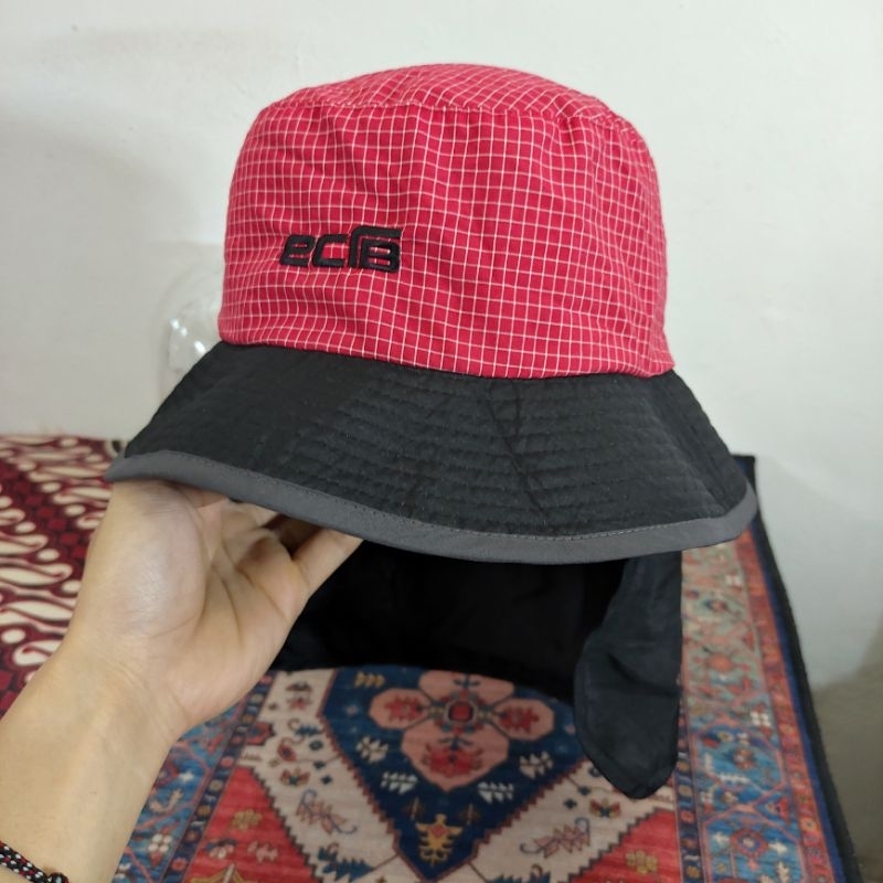 Echoroba bucket hat