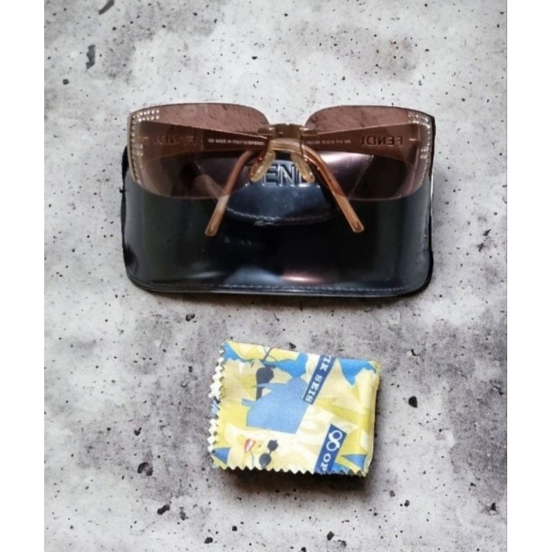 Kacamata fendi vintage authentic