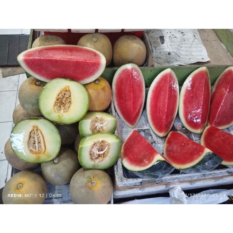 

semangka potong 1/4