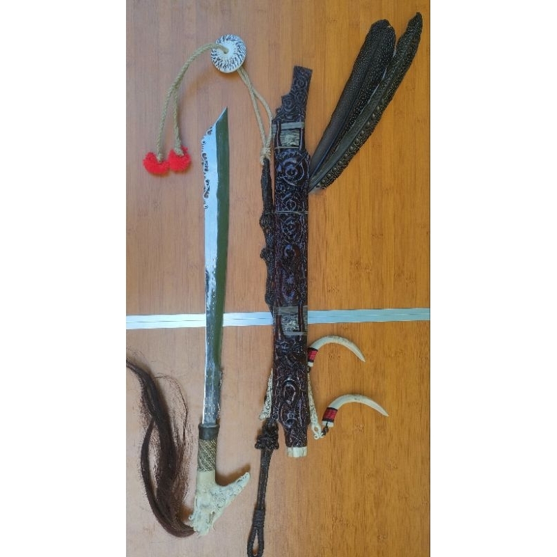 MANDAU DAYAK KALIMANTAN