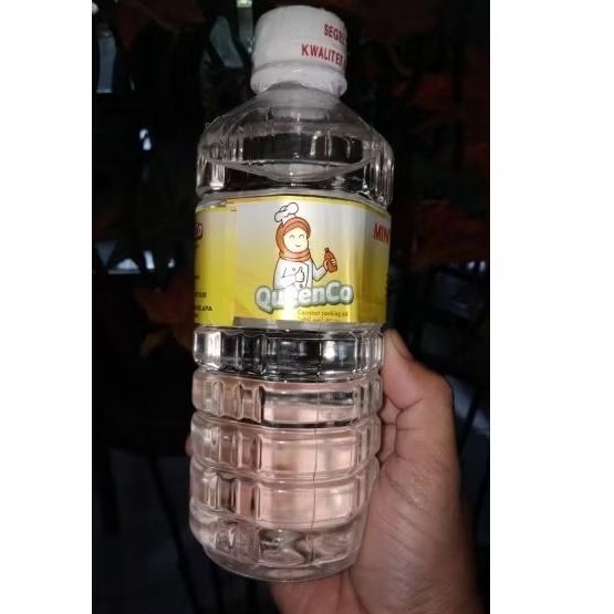 

Minyak Goreng Kelapa Murni Sehat Bening 2x penyaringan Queenco kualitas Barco Kemasan Botol 500 ml