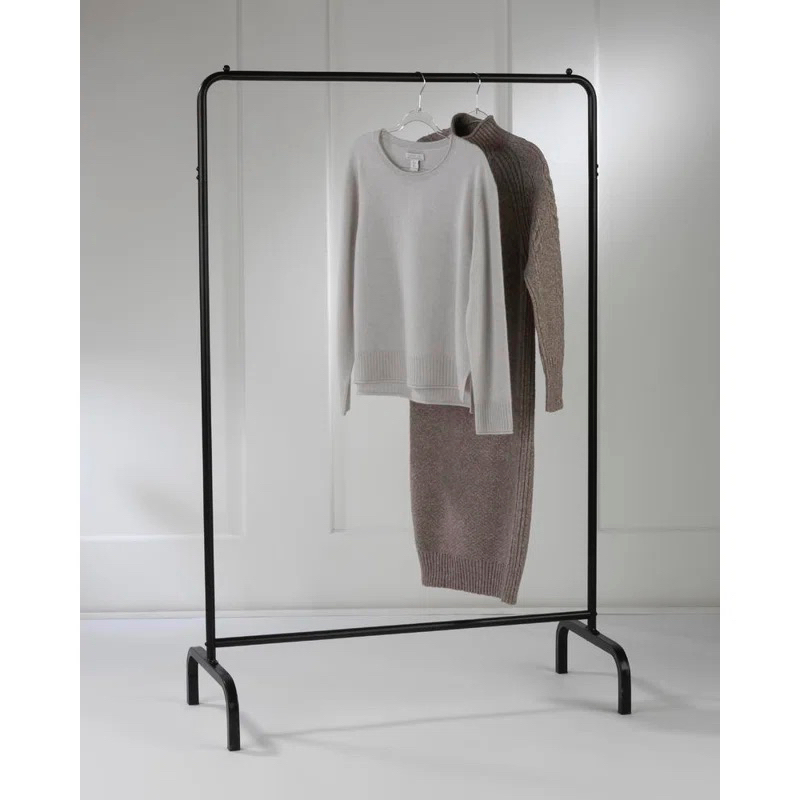 Rak gantungan baju display toko baju minimalis