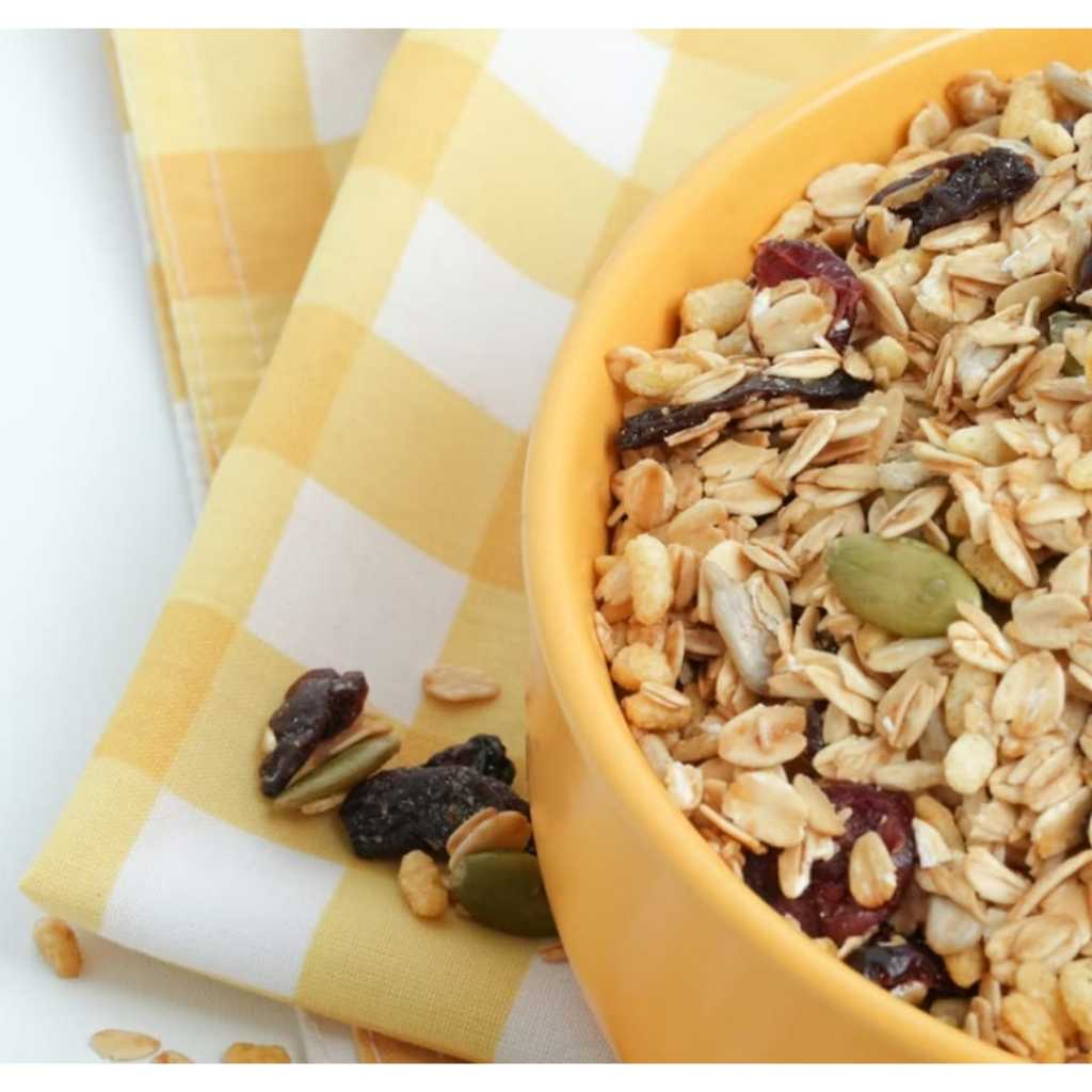 

RB Muesli Berry Yogurt Safiya-Sereal Oatmeal With Almond-Sarapan sehat premium - 1kg