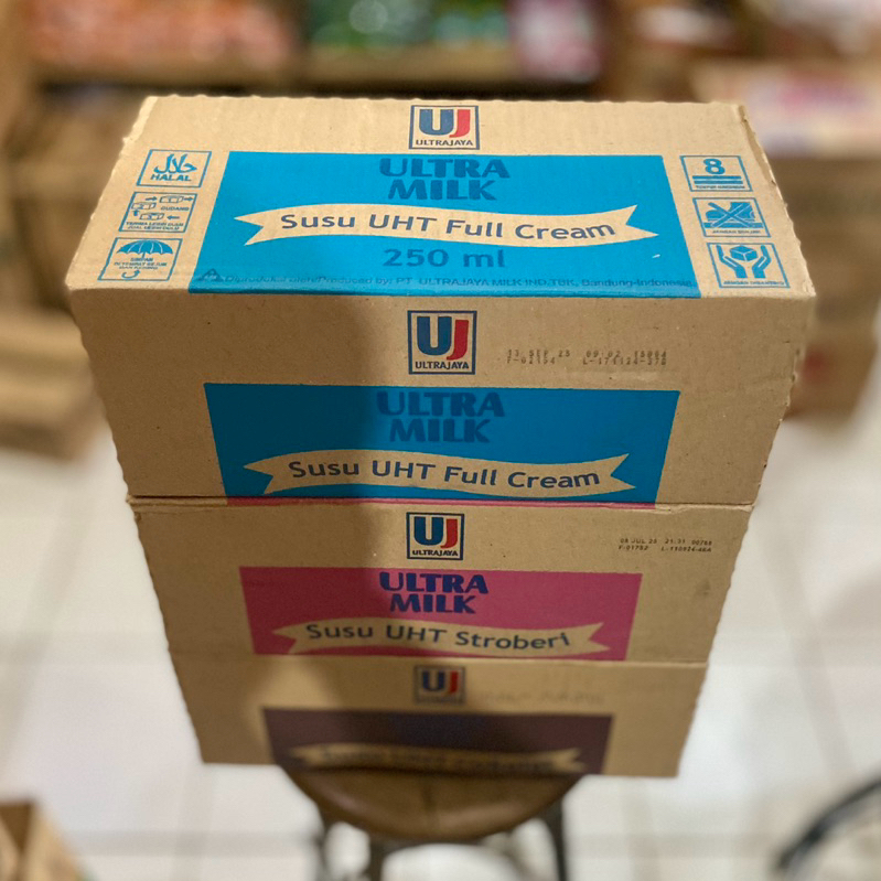 

ULTRAJAYA SUSU UHT 250 ML (DUS)