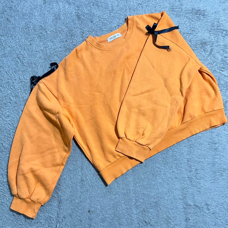 PRELOVED SWEATER COQUETTE