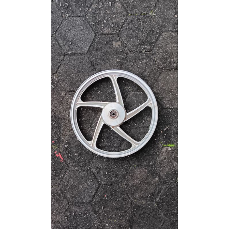 Velg palang 5 depan