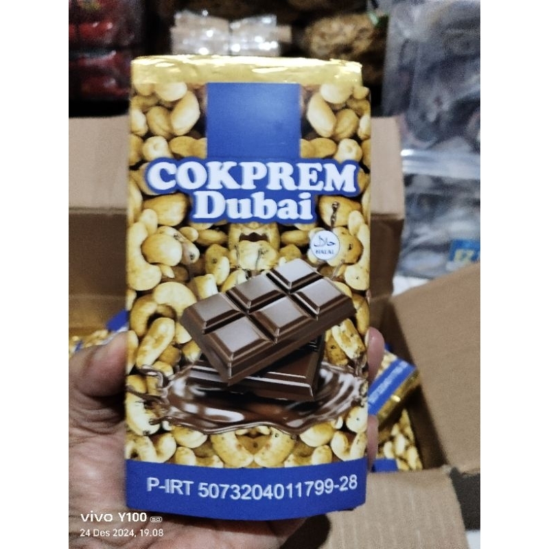 

Cokelat DUBAI. Cokelat Premium. Free dus dan bubble wrapp. Aman