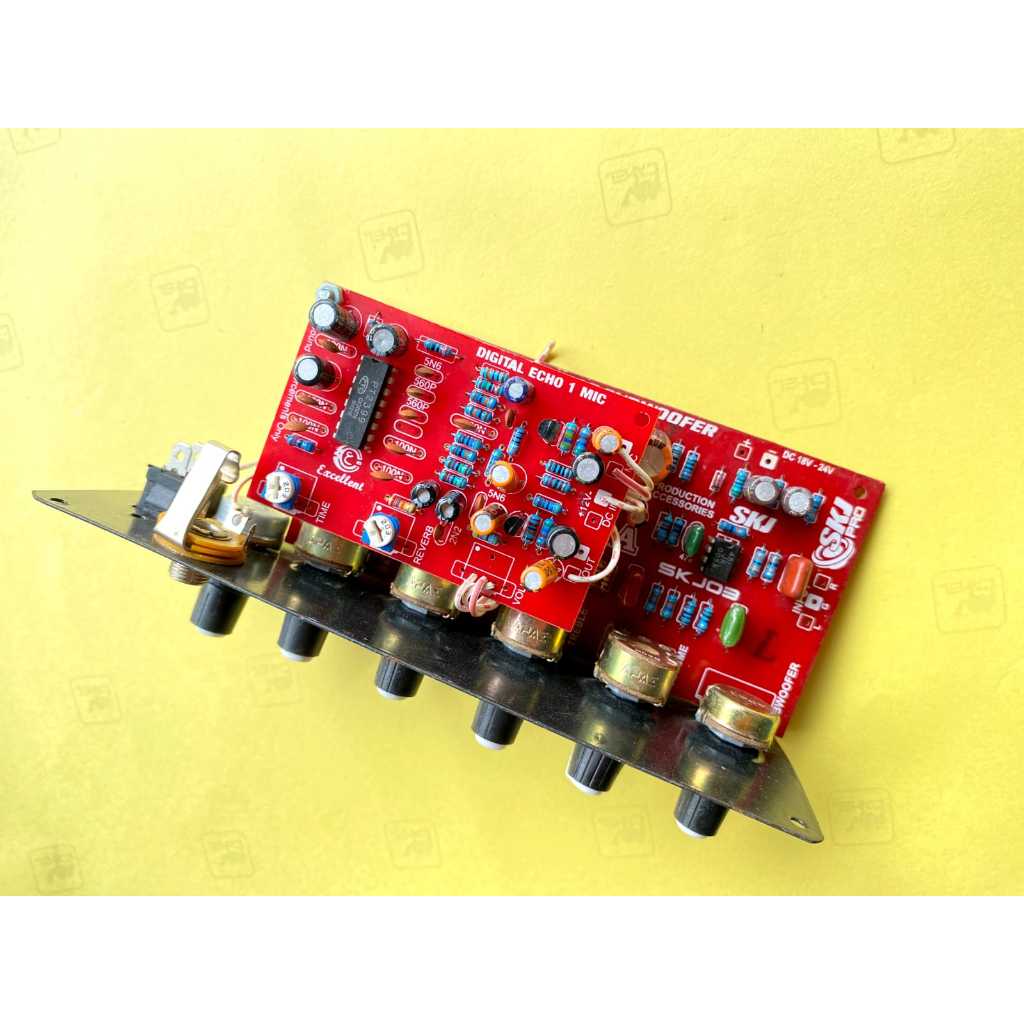 active tone control midlle subwofer stereo plus digital echo reverb+panel plus knop