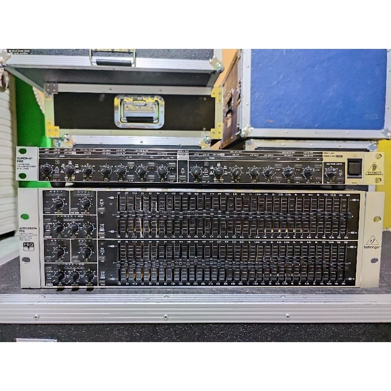 ULTRAGRAPH PRO BEHRINGER EQUALIZER FBQ6200
