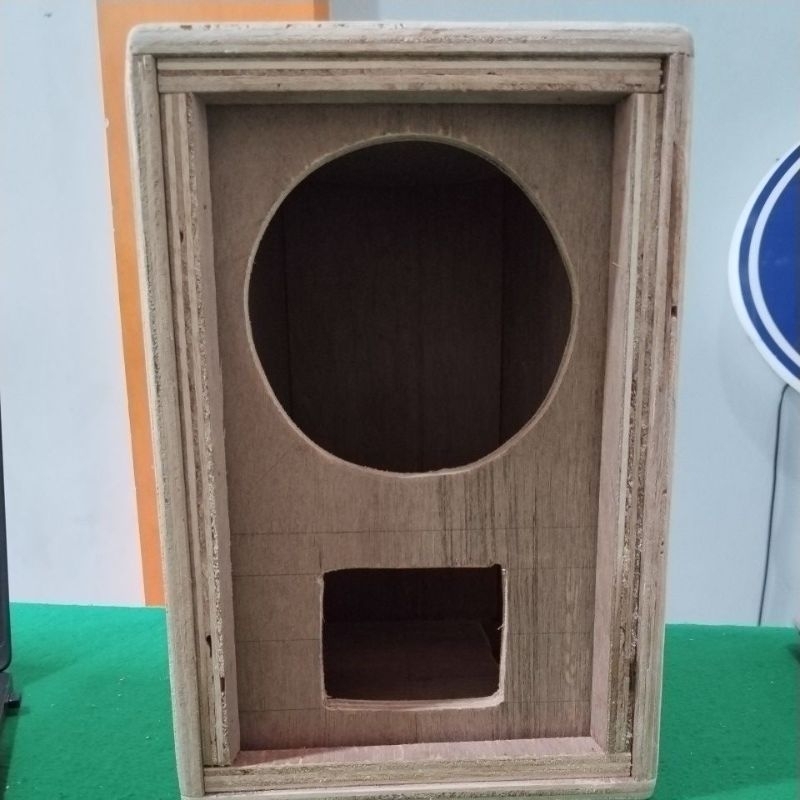 BOX SPEAKER LINE ARRAY 6 INCH