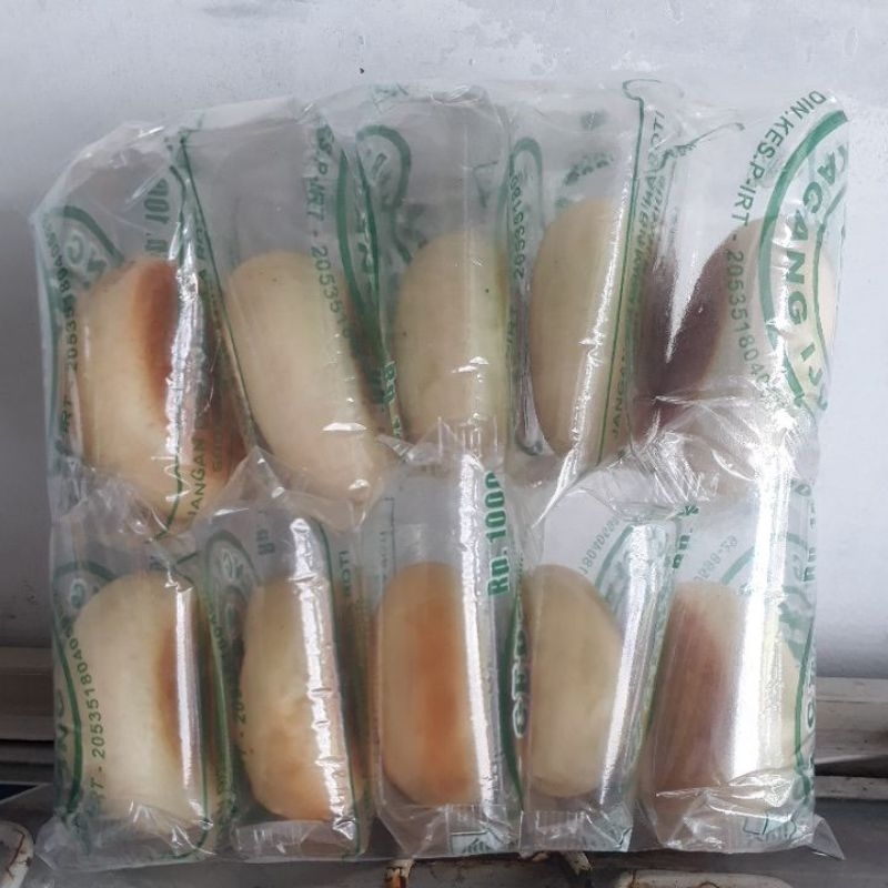 

Roti Gepeng Kacang Ijo ( 10 pcs )